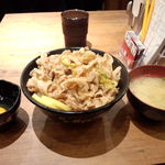 伝説のすた丼屋 - 