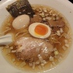 信濃神麺 烈士洵名 - デフォルトで半玉が付いてきます。