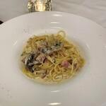 Ristorante Italiano Canale - ベーコンとマッシュルームのパスタ。