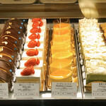 과자 by 카루이자와 에레강스 - ショーケース右中央