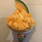 クレープリー チロル - 山盛り宮古島メロンクレープ¥900