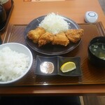 Karayoshi - から好し定食(もも唐4個)