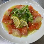 五兵衛 - 夜のアラカルトサーモン親子カルパッチョ