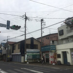 ポレポレ堂 - 下山口駅入口交差点にあります