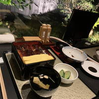 炭焼きうなぎ・かしわ 登河 - お庭が素敵