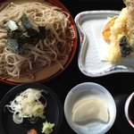 木こり庵 - 天ざる蕎麦(田舎)