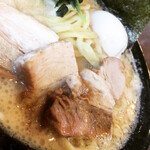 横浜家系ラーメン 龍馬家 - オールスターラーメン大，海苔増し