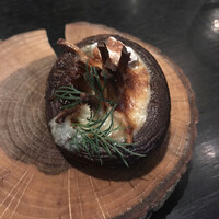 ラ・ボンヌターブル - 