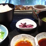 岡半 本店 - 薄焼きランチ byぽいぇっとぽるしぇ