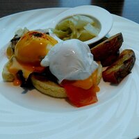 Anchor Tokyo (ザ・ゲートホテル東京 by HULIC) - エッグベネディクト