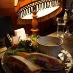 アンディ グレス バイ ジェリカフェ - インスタ映えなランチ