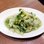 VINSENT - タコとセロリのマリネ480円。