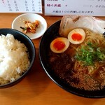 テールラーメンたのしや - テールラーメン＋煮卵+大ライス