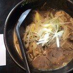 らーめん加茂川 - 黒艶とんこつ醬油　800円