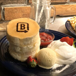 B PORTLAND CAFE - 