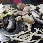 やきにく徳山 - 牛モツ