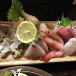 武田屋勘九郎 - 刺身盛り合わせ1500円