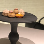 ベージュ アラン・デュカス 東京 - 