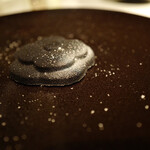 ベージュ アラン・デュカス 東京 - 