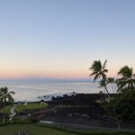 Waikoloa Coffee - マウイの島影を眺めながら コーヒーをいただく