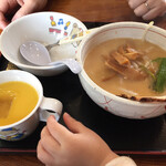 Misoden - お子様みそラーメン（税込250円）。ジュース付き