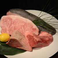 USHIMITSU NISHIAZABU - 