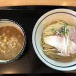 つけ麺 いな月 - 鶏魚介のつけ麺　800円