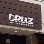 CRUZ BURGERS & CRAFT BEERS - 