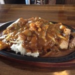 パンチーズハウス - 鉄板特製カレー