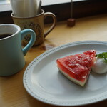 Shiiya Kohi - コーヒーとチーズケーキ