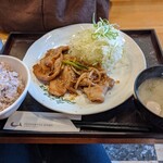 定食屋ジンベイ - 