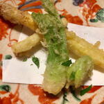 鳥田中 - 本日のコースは春を感じる天麩羅からスタート