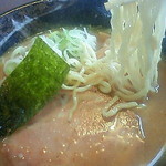 和の華 - 麺のアップ