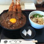 たつや - 2012.4.29　名物！えびカレー丼（冷たいそば付き）1000円。
