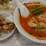 太陽のトマト麺 - 