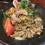 大衆中遊華食堂 八戒 - ぱたぱたスペシャル(ラム肉カリィ炒飯、生ラムクミン炒めカリィ) 大盛り