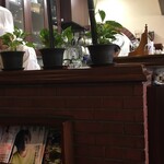 アデリータ - 店内（座席より右まわり）➡