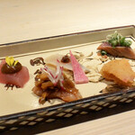 味勧屋 - まぐろ納豆・さわら・藁焼きカツオ・鯛のからすみ・サーモン玉葱