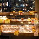 イスズベーカリー 生田ロード店