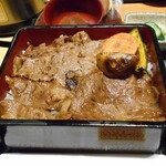 神楽坂 翔山亭 - 和牛カルビ重