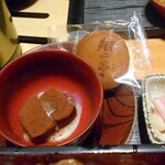 神楽坂 翔山亭 - デザート付きでした♪