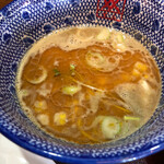 支那そば 僉 - 煮干し香る醤油ダレ！