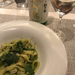 ビュー＆ダイニング コトシエール - タリアテッレ 季節の菜の花とヤリイカのソースで…大吟醸の登場です♪( ´▽｀)