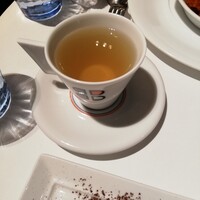 ブラッスリー ポール・ボキューズ 大丸東京 - 絶品ハーブティ