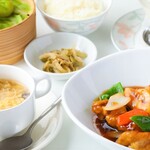 [Weekdays only] Gourmet lunch (weekly)