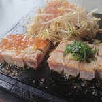 浜茶屋 - ・まぐろステーキ定食 ソースは醤油とカボス