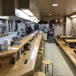 駅前札幌ラーメン - 店内