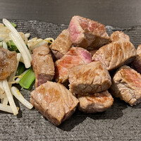 神戸牛 鉄板焼 リオ 大阪御堂筋店 - 