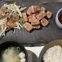神戸牛 鉄板焼 リオ 大阪御堂筋店 - 