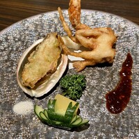 重慶飯店 名古屋店 - 鮑と脱皮蟹のフリッター